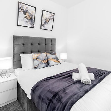 Luxury Apartment - 2 Bedrooms - Balcony - Parking - Netflix - Wifi - 7Mc Birmingham Buitenkant foto